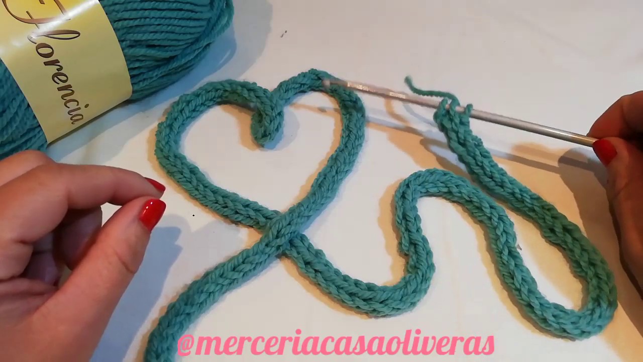 Cómo hacer un Cordón redondo a Crochet (Crochet an i-cord)