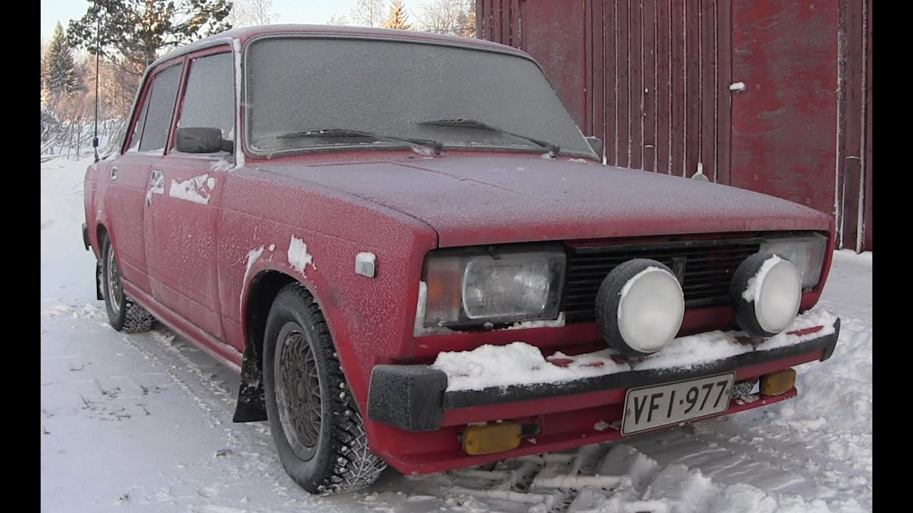 Lada 2105 cold start -17°C (Finland)