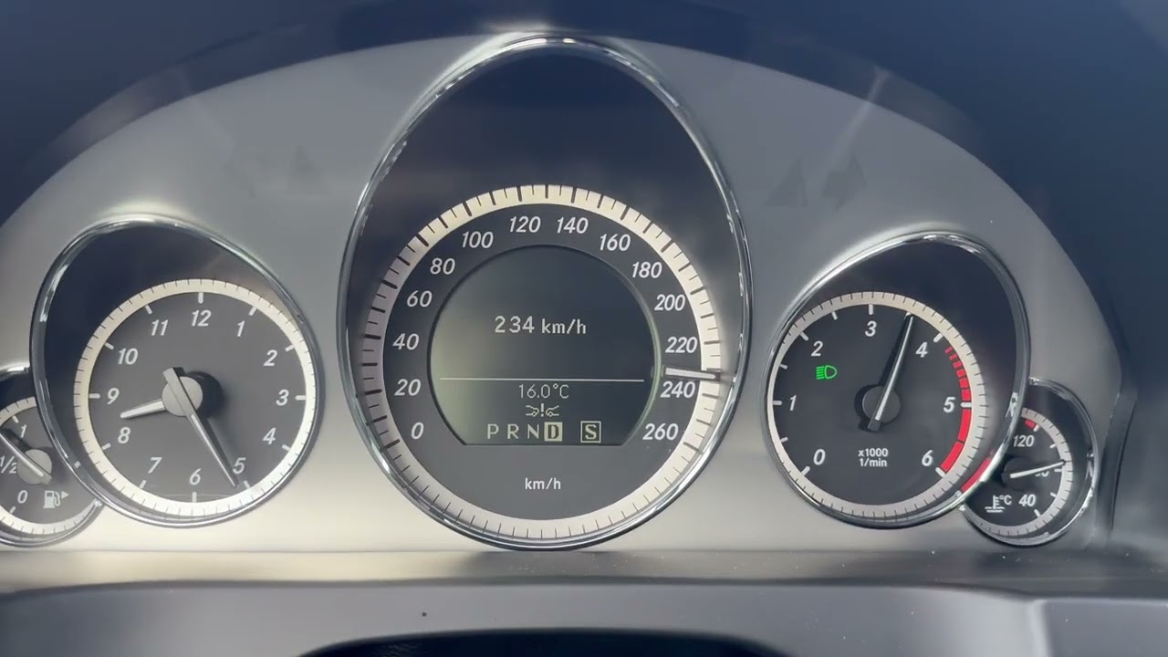 Mercedes E350 CDI 2010 acceleration and top speed