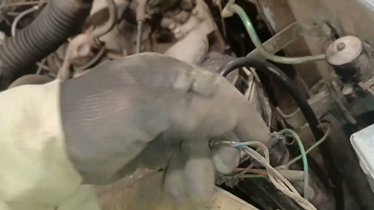 How to remove a Land Rover Series 3 wing
