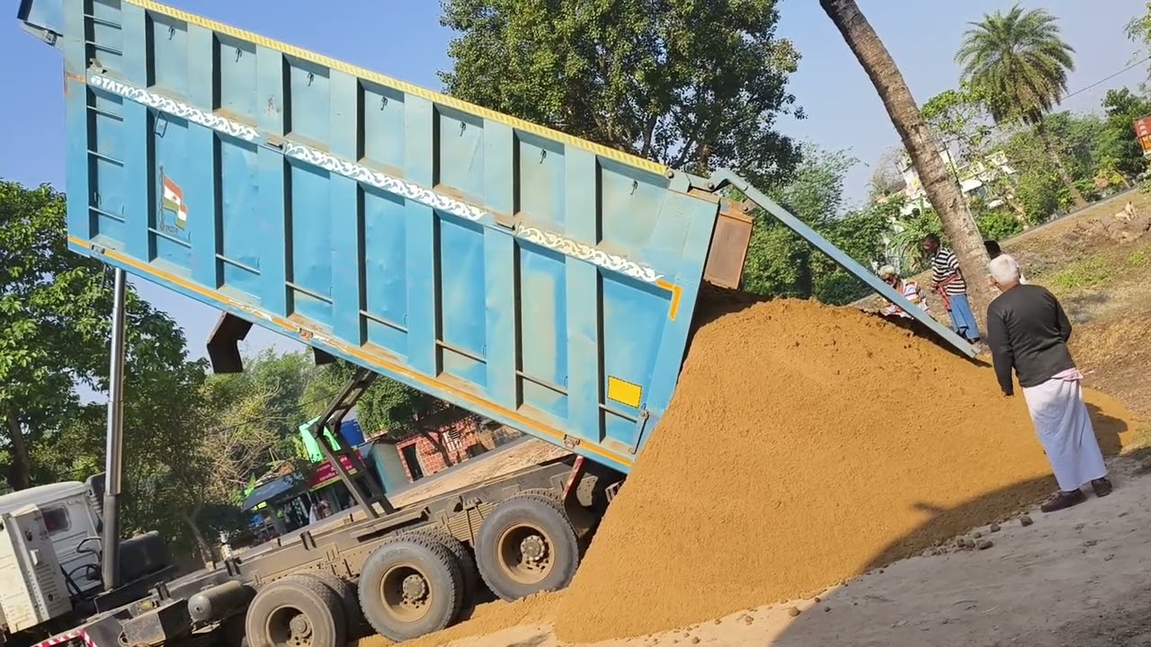 DUMPER 🚛  #everyone #highlights #minivlog #viralvideos  #dumpergadi 