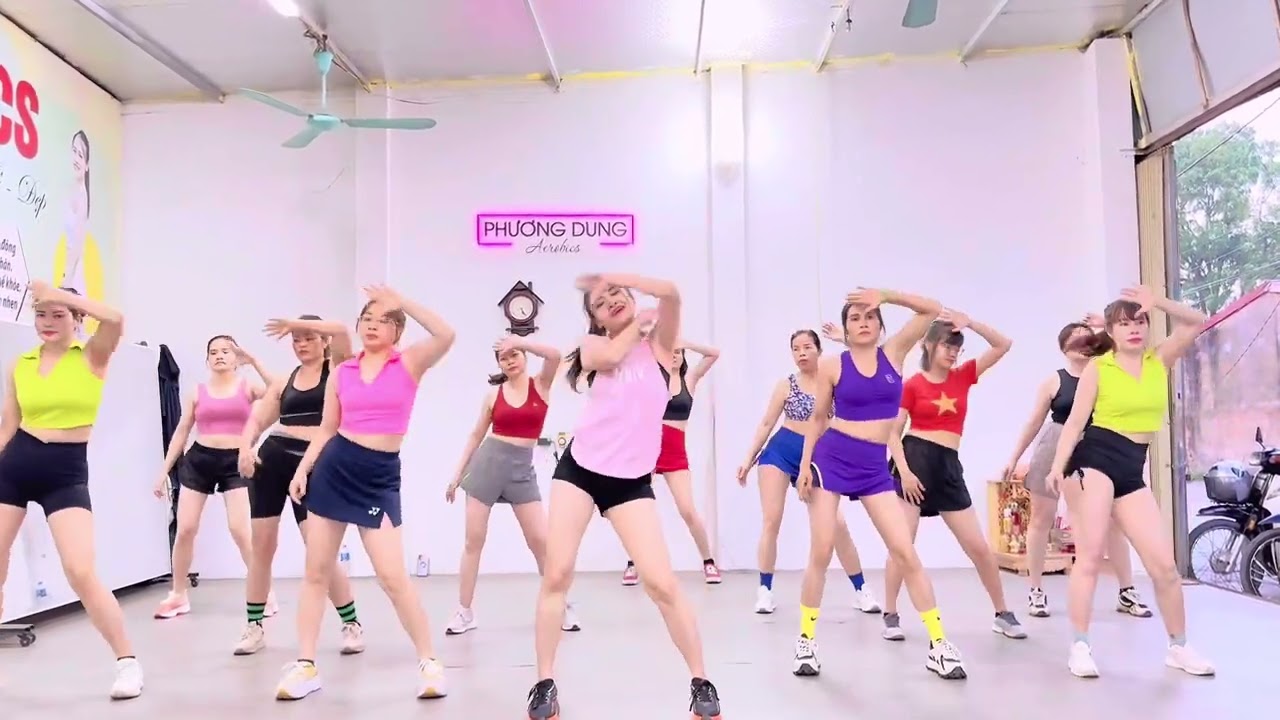 Bài Aerobic Tổng hợp vận động toàn thân - Đốt cháy mỡ thừa | số 22.2025 | 168 | Phương Dung Aerobic