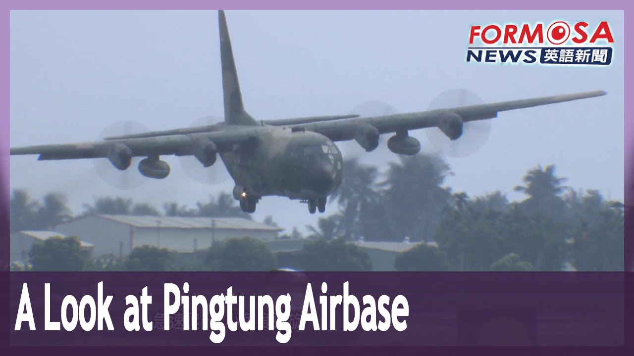 Military transport aircraft and reconnaissance planes put on rare show at Pingtung Airbase