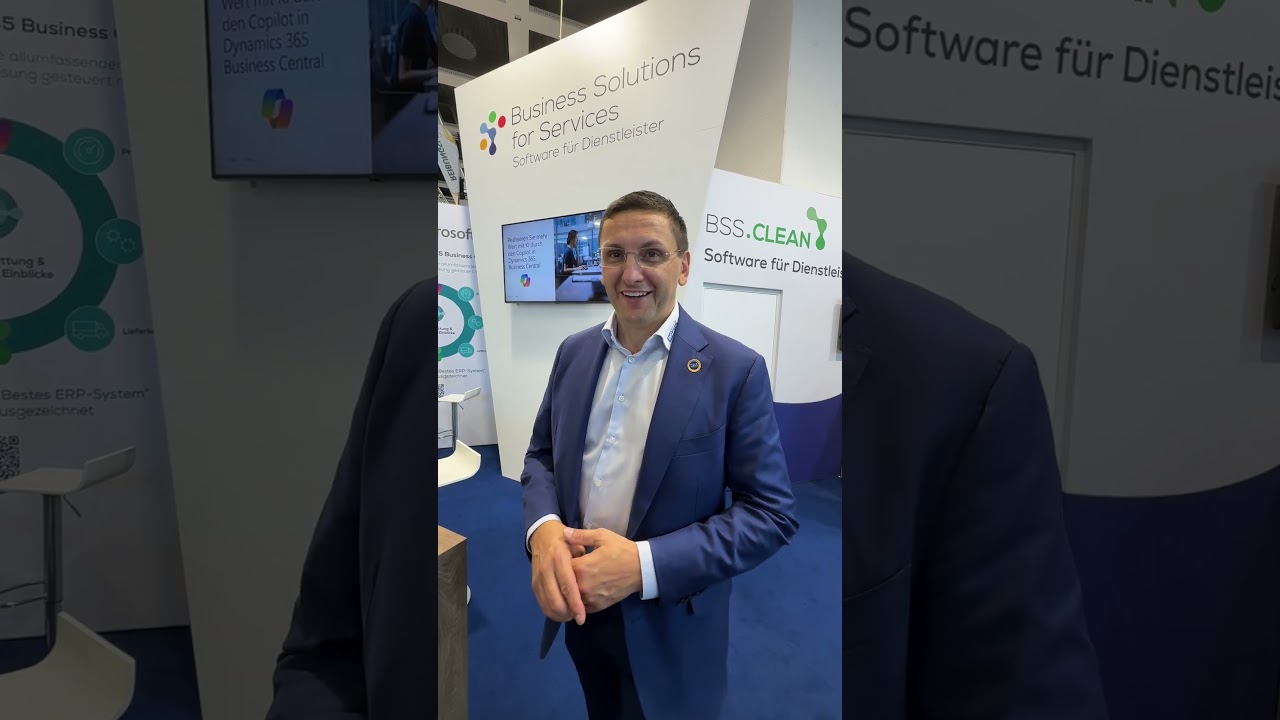 Oliver Majowski von der 2M Gruppe zu Besuch auf dem BSS Stand – CMS 2025 
