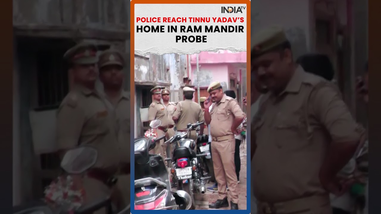Ram Mandir Donation Probe: Police Action At Accused Tinnu Yadav's Home #shorts #rammandirdonation