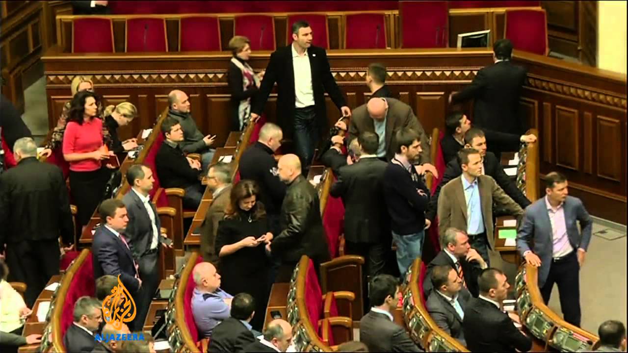Ukraine's power vacuum as President flees capital