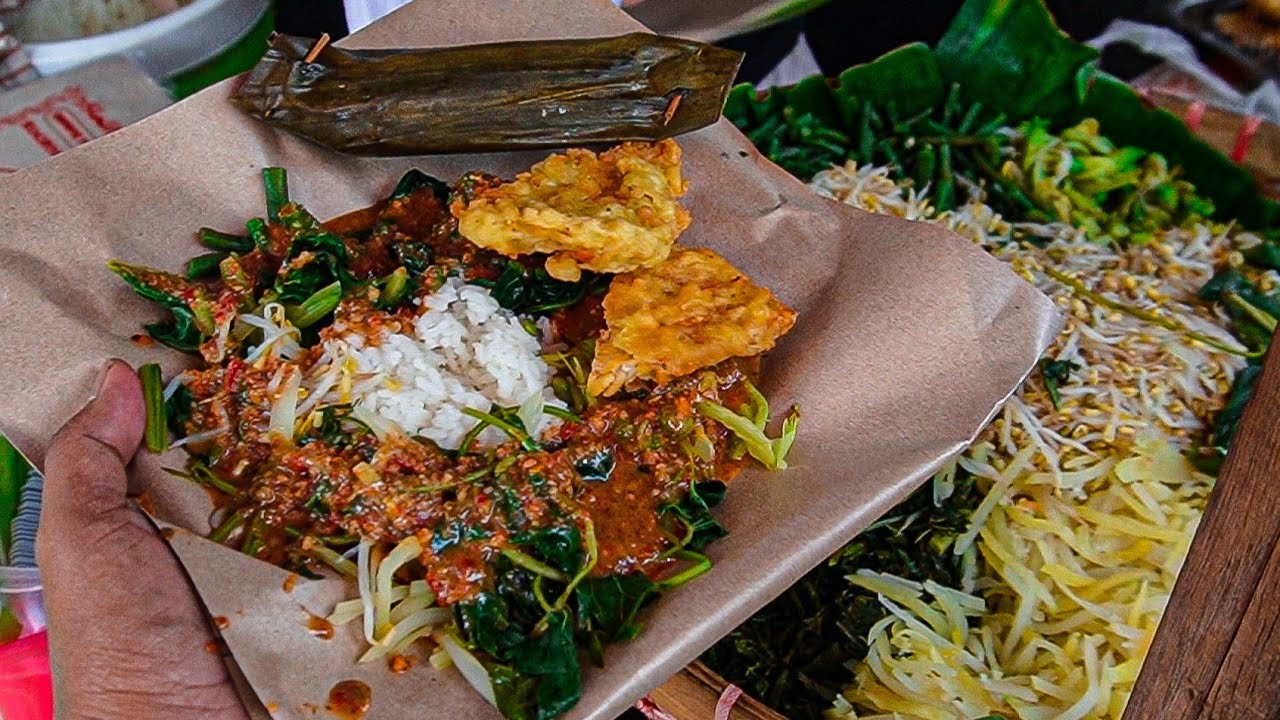 CUMA 7000, SUPER KOMPLIT SAMPAI ADA 10 SAYUR, MESKIPUN GAK ADA PEYEKNYA TAPI RAME BANGET PEMBELINYA 