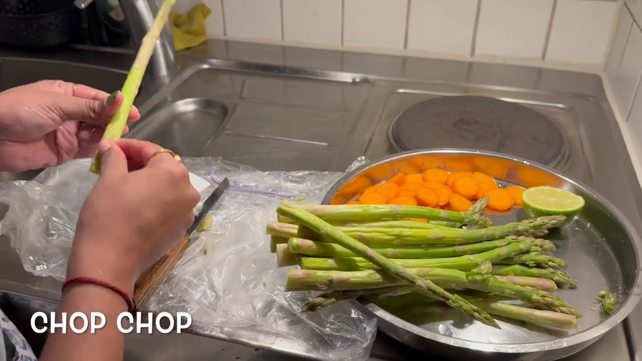 Sweden Veggie Market Vlog 🇸🇪🥕 | Asparagus Soup Gen-Z Style⭐🇸🇪🥦✨#swedenlife #healthylifestyle
