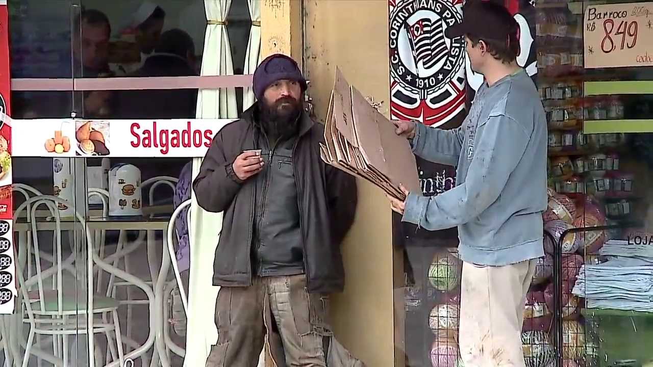 Eleandro Passaia - Moradores de Rua 3\5