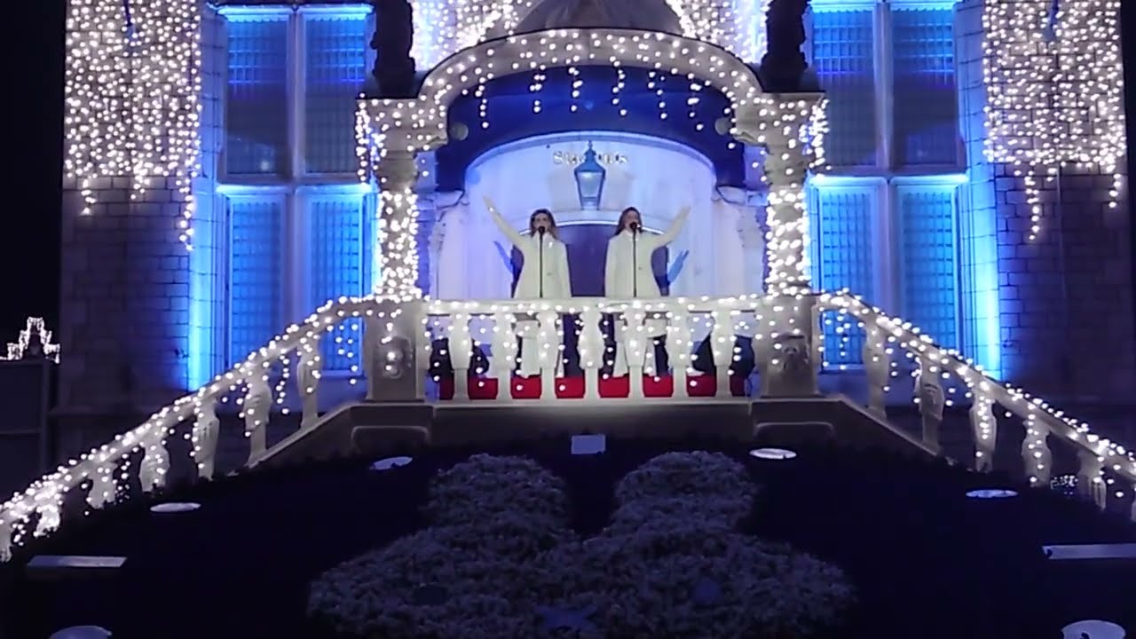2026-01-16 Fri 18:30-18:40 Silvery-White Wonderland Illumination Ceremony #huistenbosch #白銀の世界点灯式