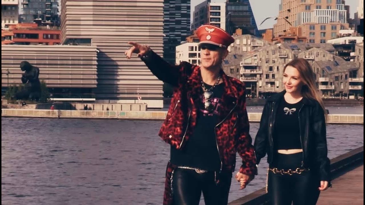 SUiCiDE BOMBERS - TONiGHT BELONGS TO US (Official Music Video)