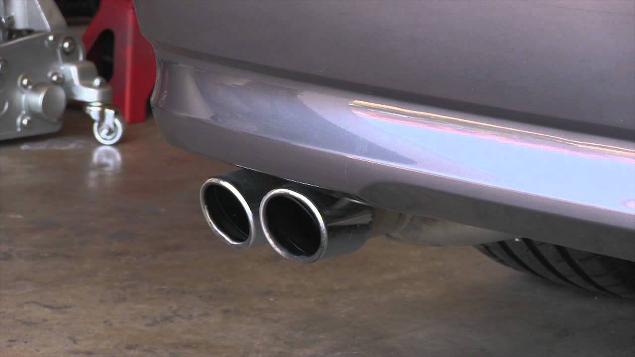 BMW E46 2002 330i Stock Exhaust Vs. Supersprint with X-pipe