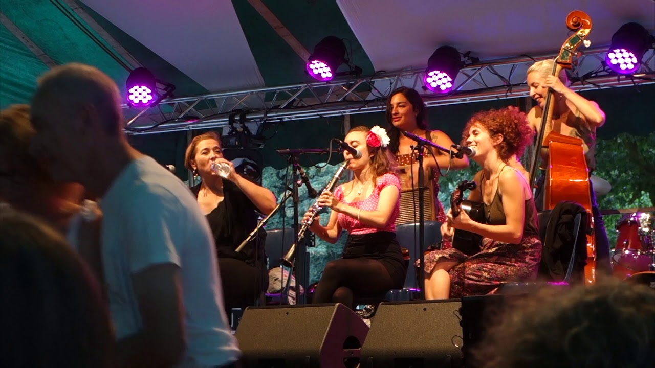 Shake'Em Up Jazz Band at Fest Jazz 2018