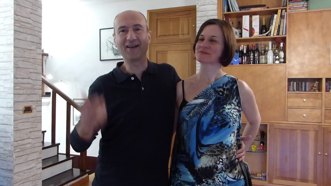 Pillole di tango in casa: il gancho laterale