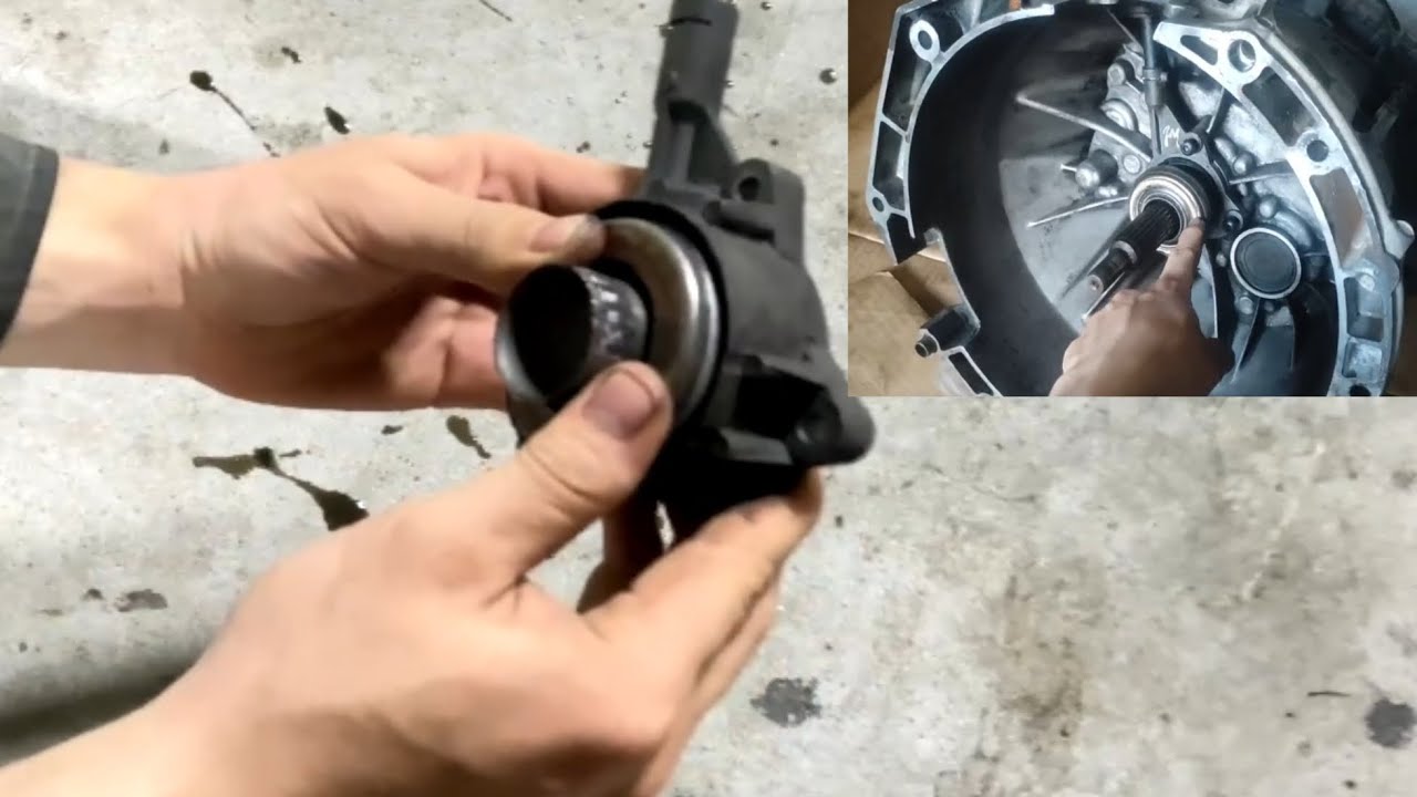 Xả gió bàn đạp côn Ford ( Ford clutch pedal bleeder )