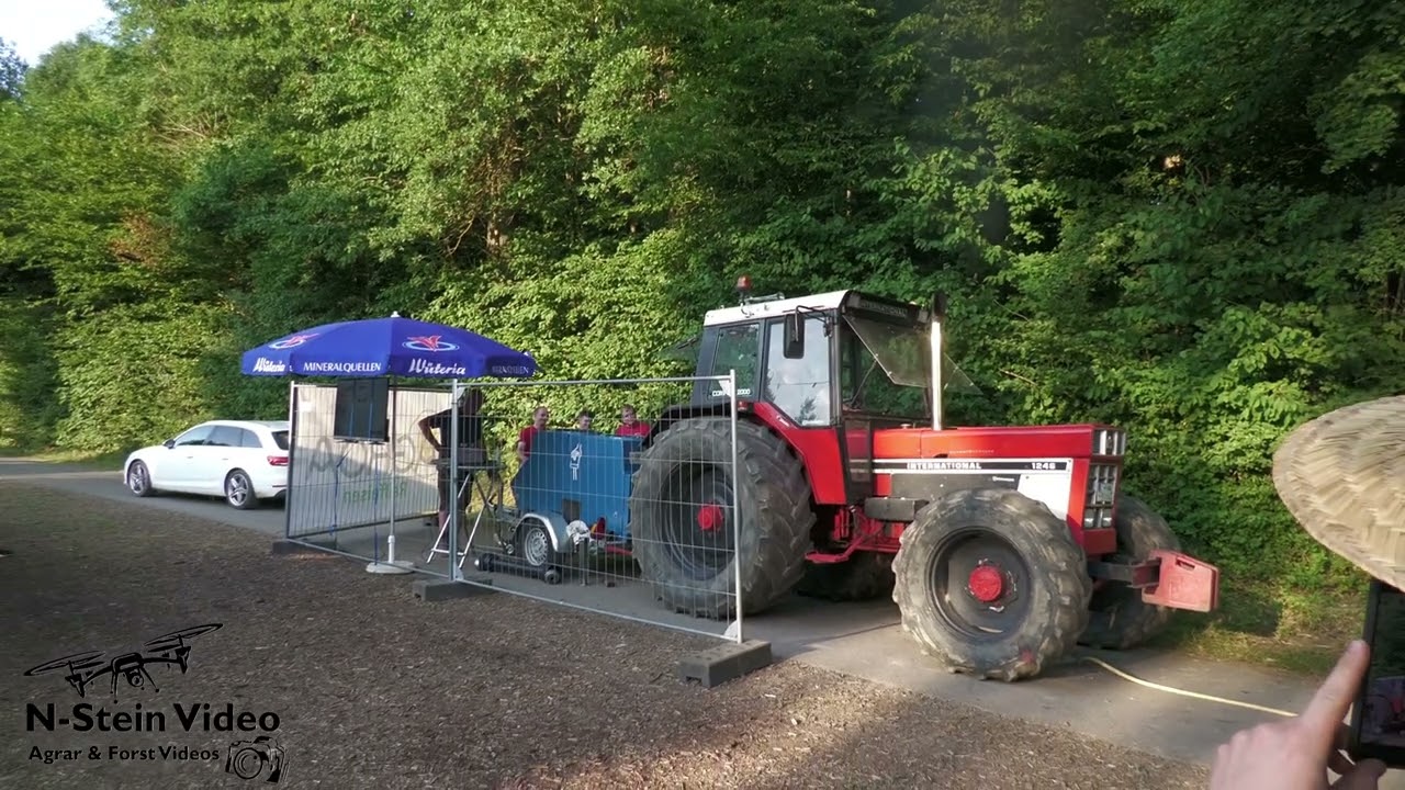 Stummel Party Adelshofen  2025 🚜 IHC 1246 mit &uuml;ber 419 PS! Zapfwellenbremse & Pr&uuml;fstand Action