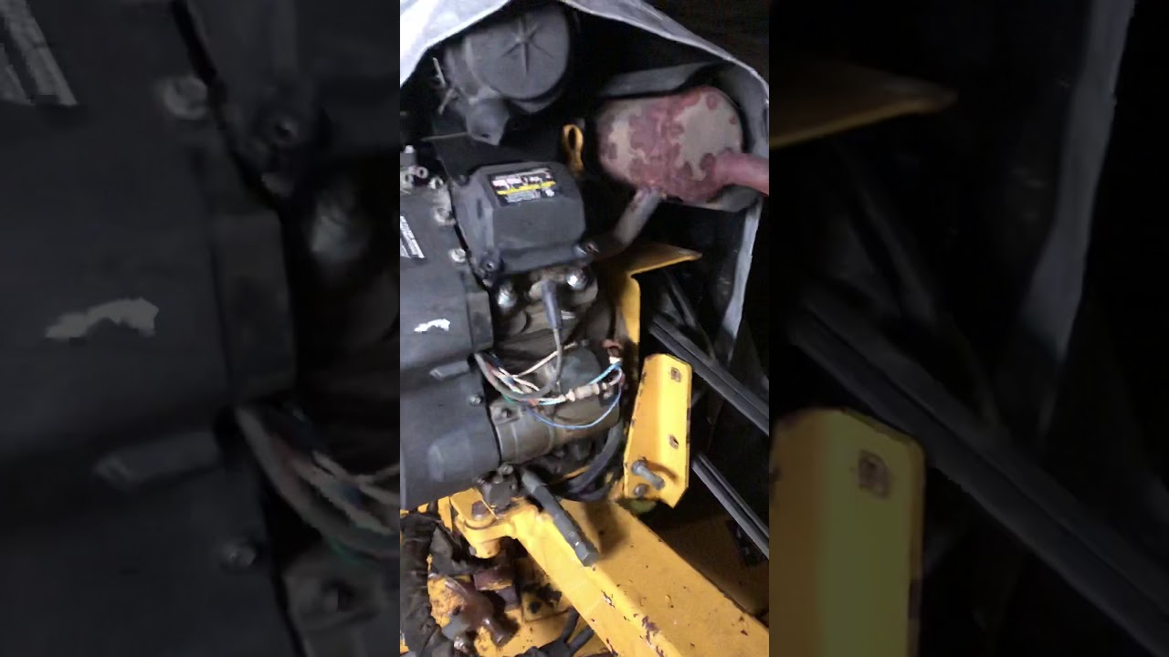 Kohler 25 Vermeer 252 engine smoking after head gasket repair