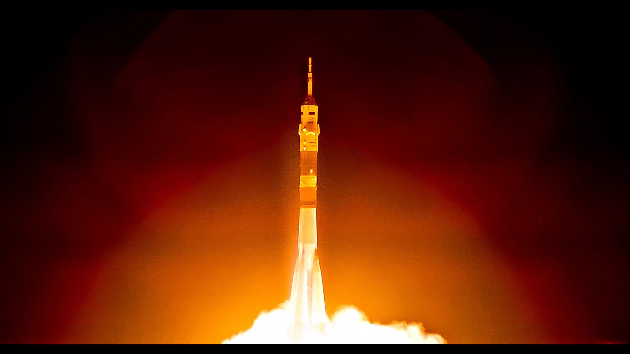 Как ПИЛОТИРОВАТЬ КОСМИЧЕСКИЙ КОРАБЛЬ до КОСМИЧЕСКОЙ СТАНЦИИ &mdash; Smarter Every Day 131