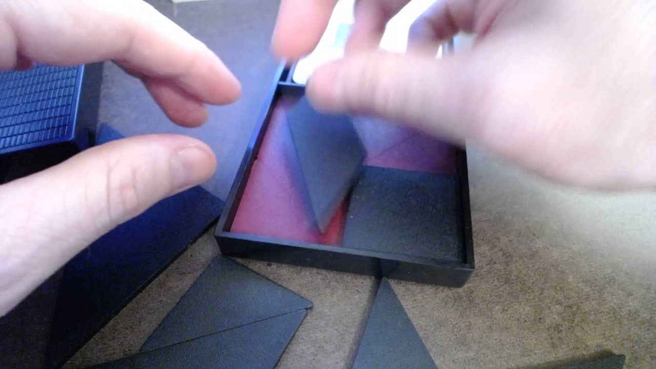ASMR Visual Sound - Tangoes Game and Plastic Chips - Macro