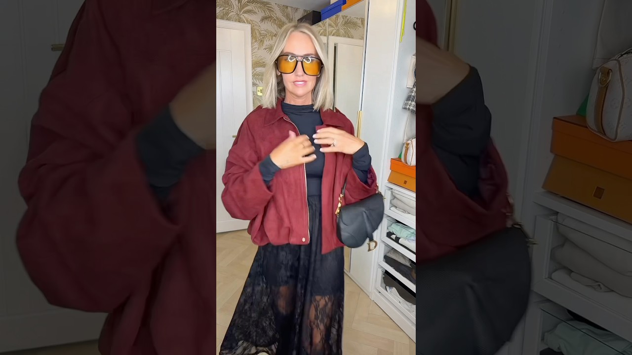 &ldquo;For my girls who want to look expensive without even trying watch this #parisianstyle #minimalootd