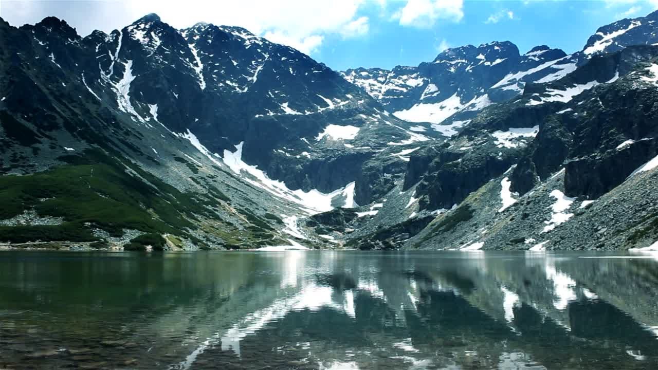 Cool Winter Mellow Mountain Sensation Scenery