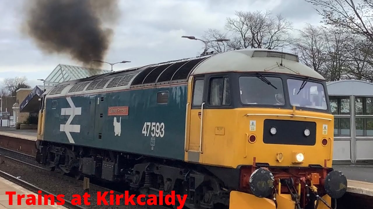 Trains at Kirkcaldy (class 47 CLAG)