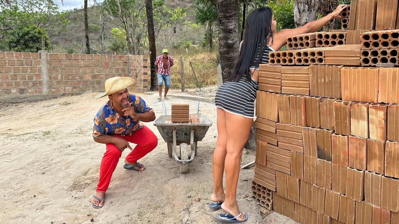 SEU BIU CONTRATA TERNURINHA PRA TRABALHAR NO RANCHO