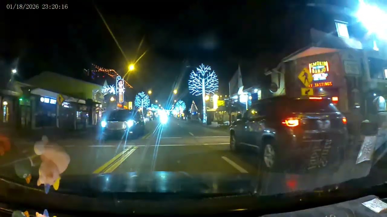 Gatlinburg TN por la noche 