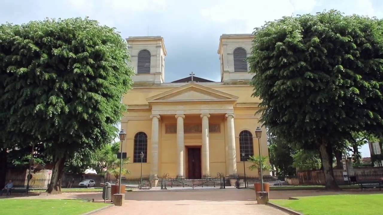 A day in M&acirc;con, France