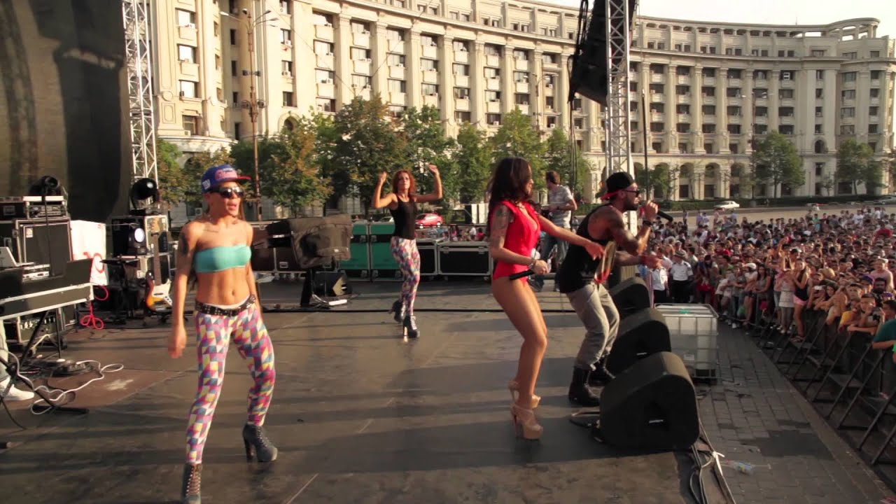 Ruby & Alex Velea - Stinge Lumina (Live in Piata Constitutiei)