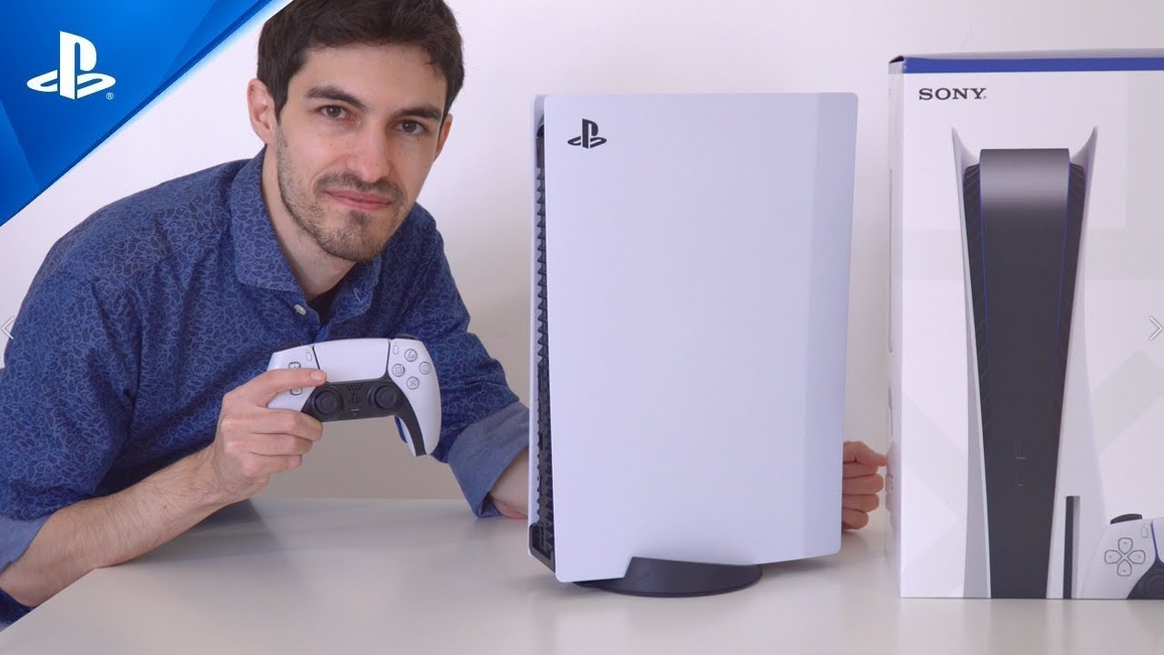 PS5 Unboxing [ITA] • Aggressiva, Gigantesca, Elaborata: PlayStation 5.
