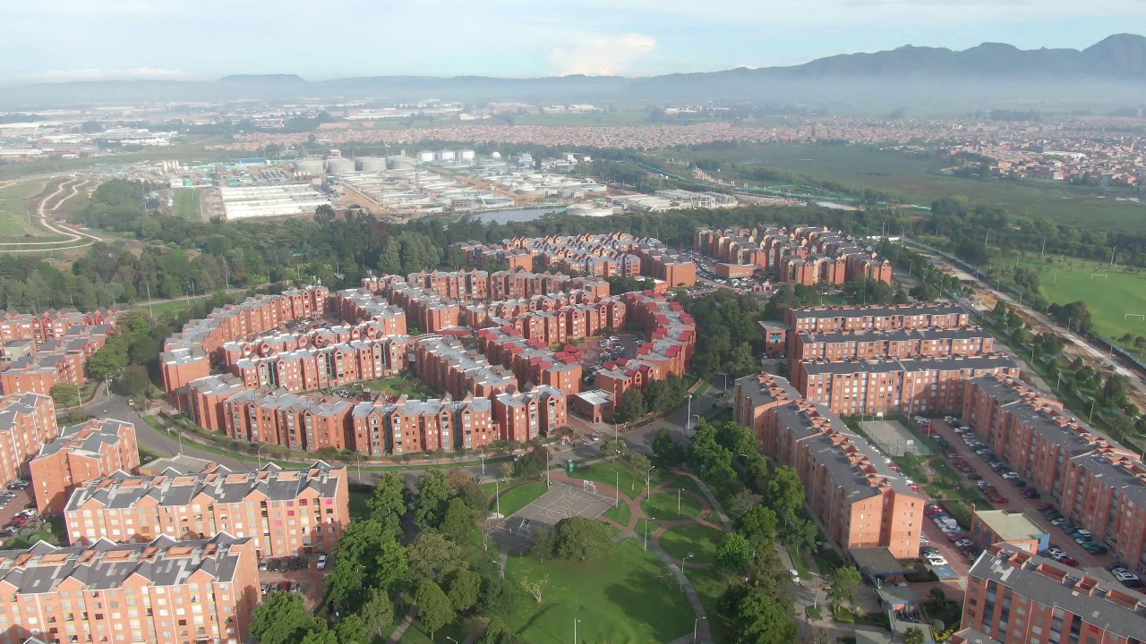 VOLANDO EN DRONE MAVIC 2 ZOOM 4K, CIUDADELA COLSUBSIDIO  -BOGOTA , COLOMBIA