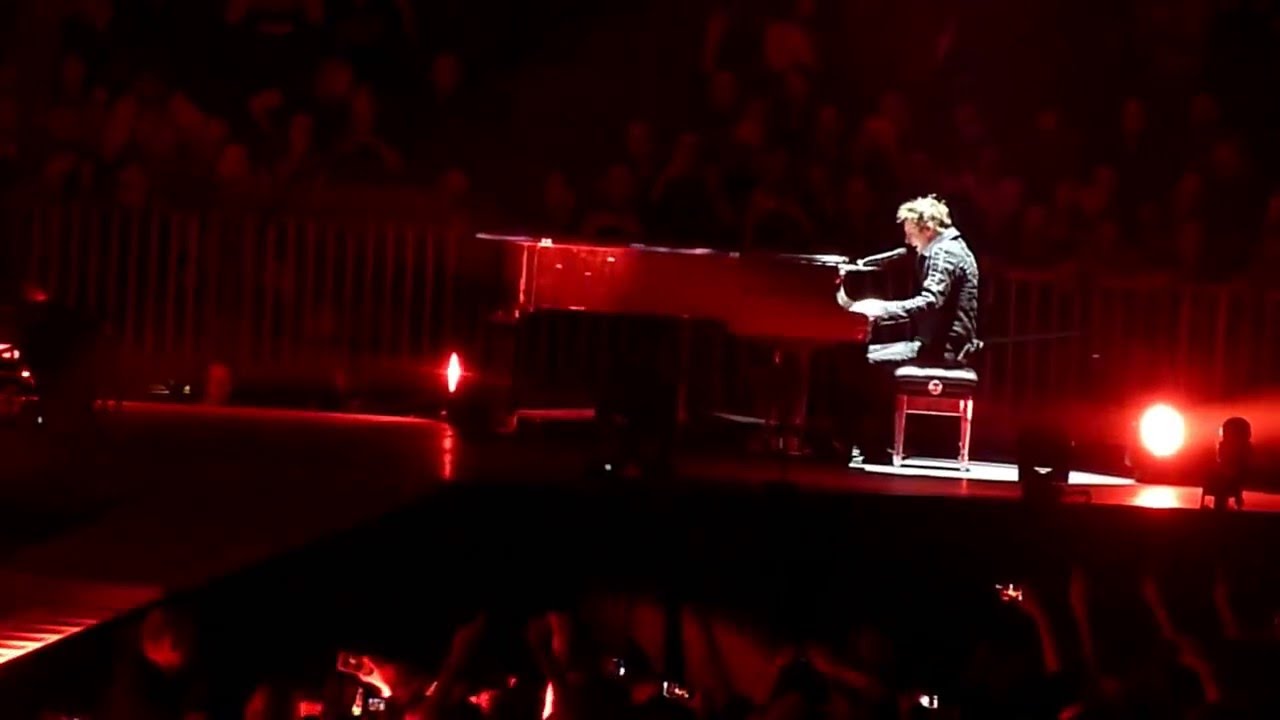Muse - Sunburn -- Live At Paleis Palais 12 Brussel 16-03-2016