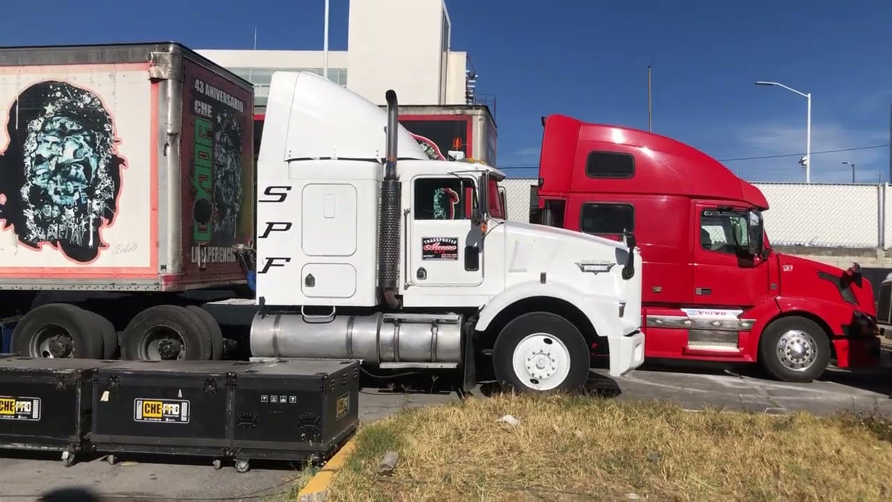 Esto está pasando en plaza los Gallos mira la gran producción de sonido Cóndor 