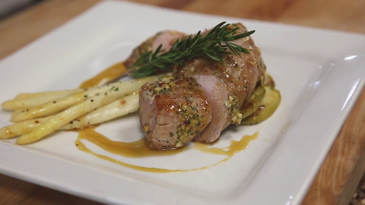 Easy Roasted Pork Tenderloin Recipe With Apples: How to Make Pork Tenderloin