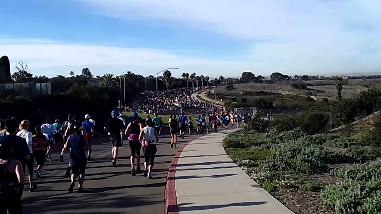Surf City USA Marathon 2013 with MarathonJourney