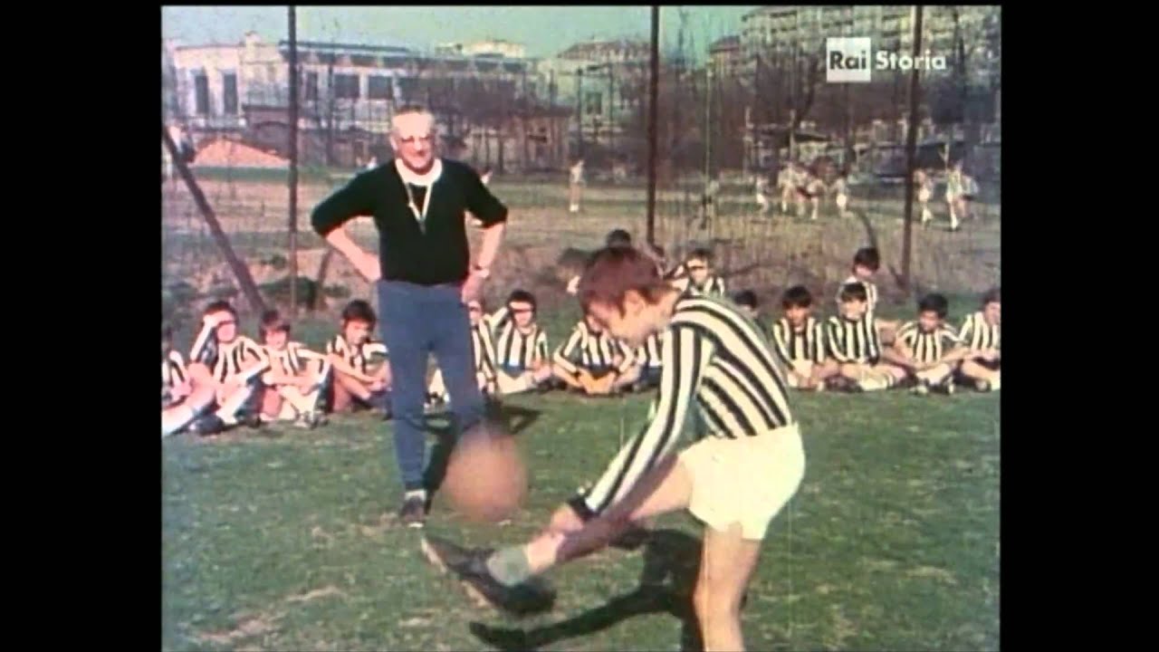 Ragazzo dodicenne promessa del calcio - 1973