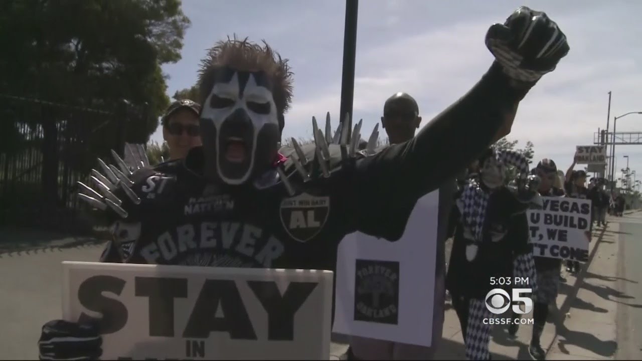 Fans Turn Out At Hail Mary Rally To Keep Raiders In Oakland