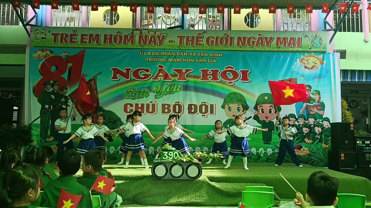 Múa Cháu hát về đảo xa. Lớp 5-6 tuổi A3. Trường MN Vạn Giã