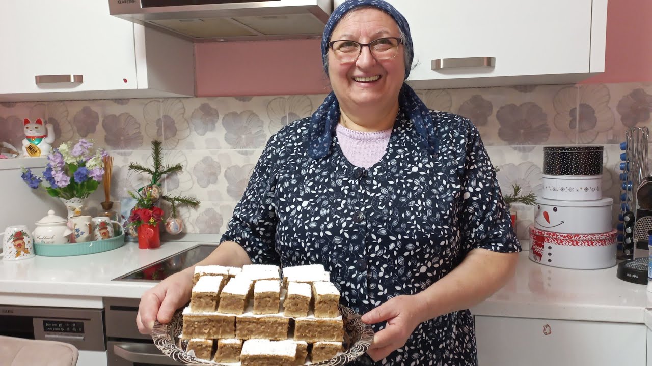 Prăjitură delicioasă cu nucă și măr de la Bunica