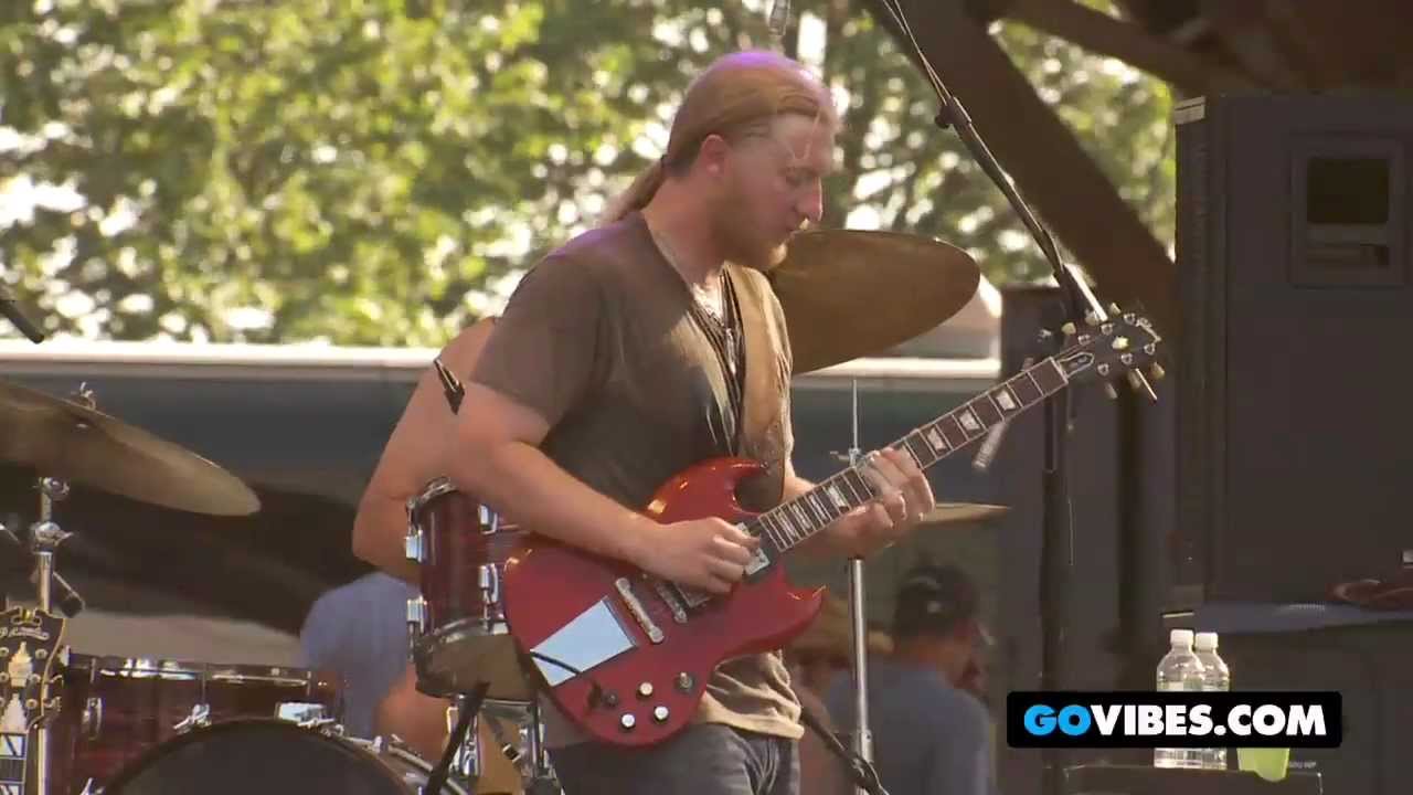 Tedeschi Trucks Band Perofrms 