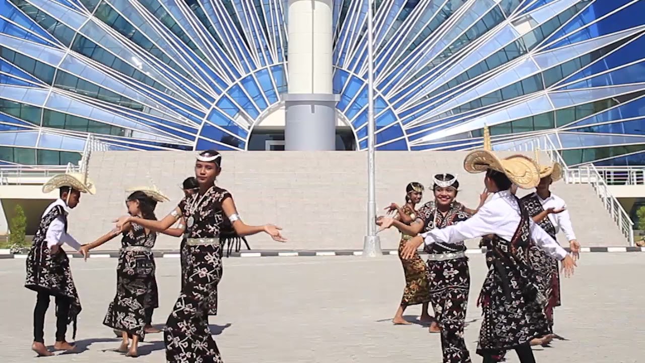 TARIAN TE'O RENDA. SEKAMI KEUSKUPAN AGUNG KUPANG