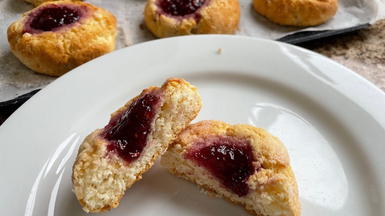 Gluten free raspberry buns - nice easy recipe