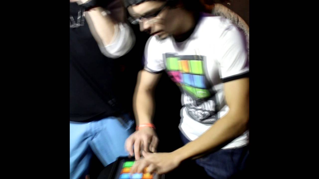 Drum Pads 24 In Da Club - Live Mix by Alex Dzuba (uncut version)