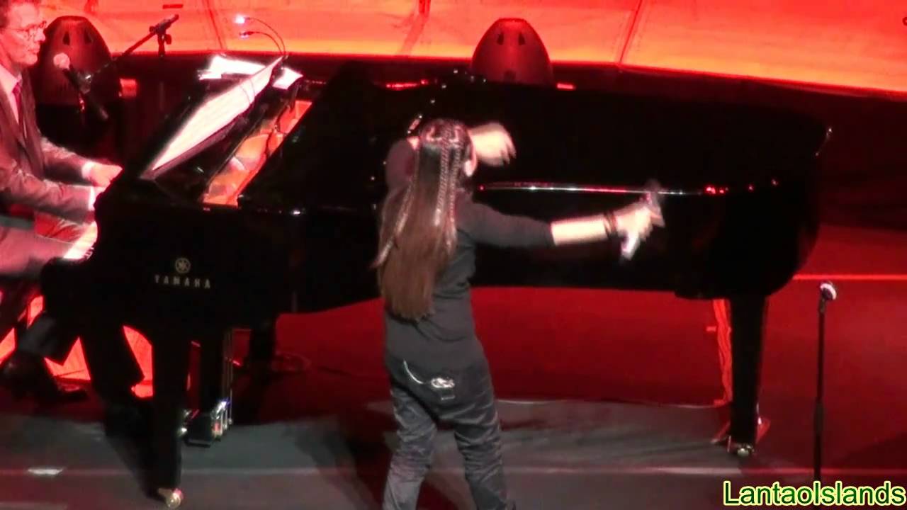 Charice - All By Myself, David Foster Singapore Oct 30 2010