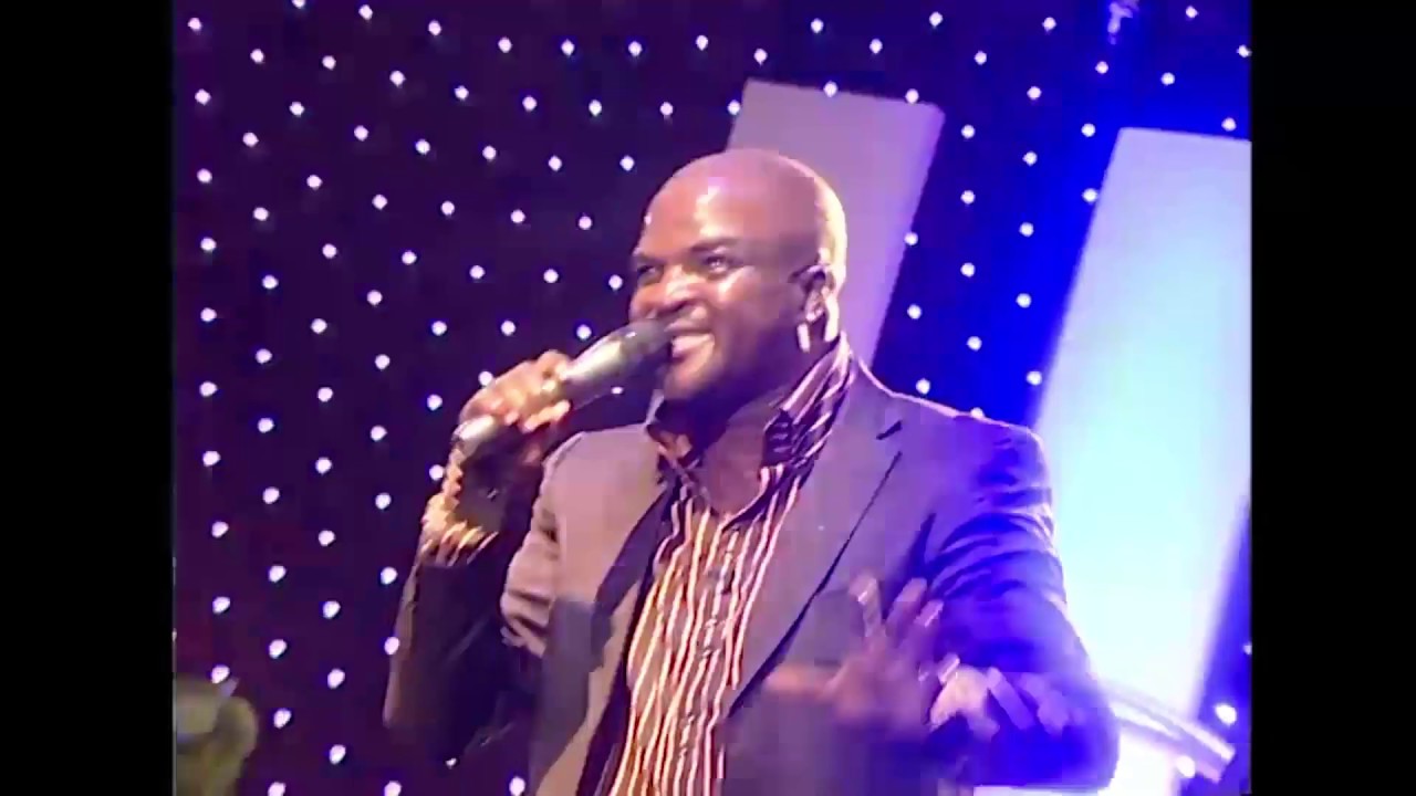 The King of Musical Wonders (Oba'dan) Abass Akande Obesere performs for d KING of TALK Teju Babyface