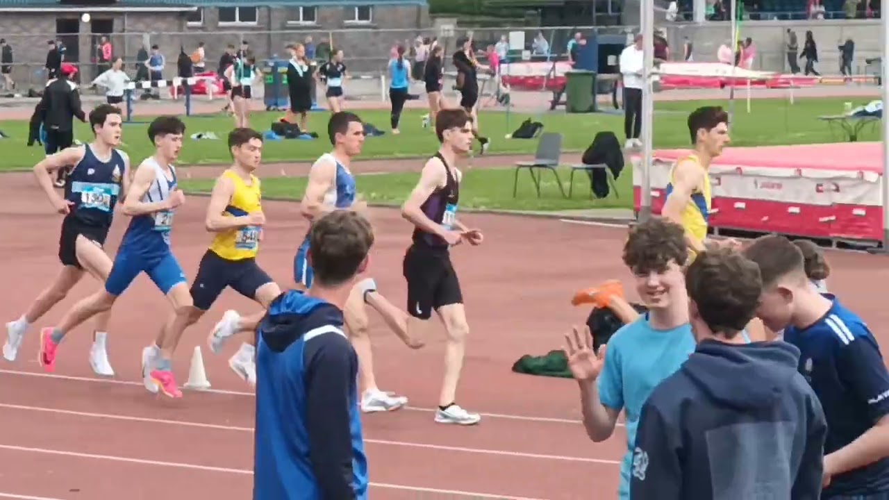 Snr Boys 1500m Leinster Schools 25