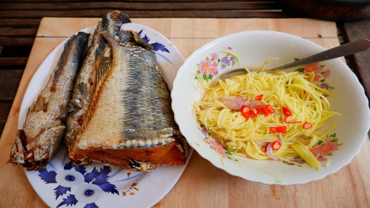 Fried Fish with Mango Sauce - Khmer Foods