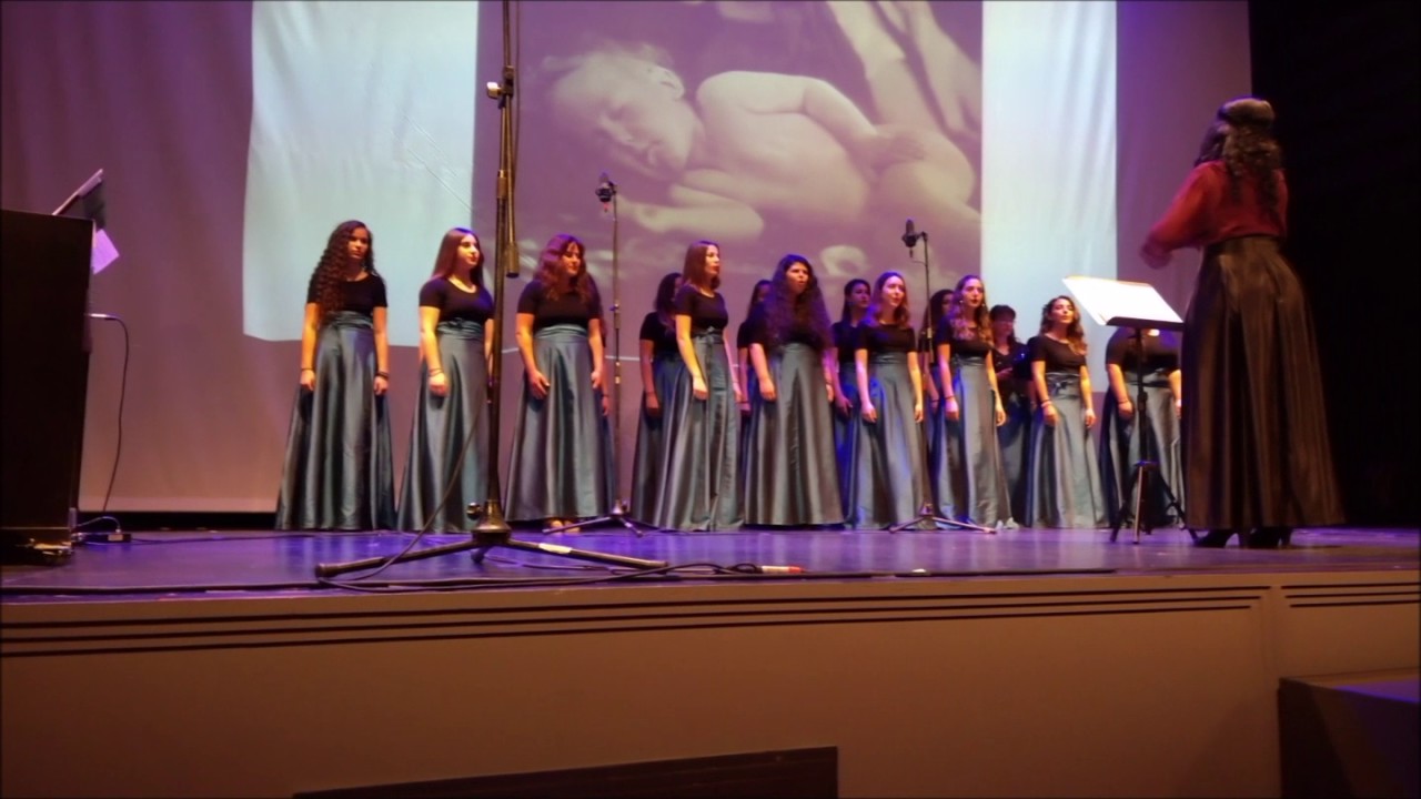 Νανούρισμα - Mάνος Λοίζος - BelCantes Choir
