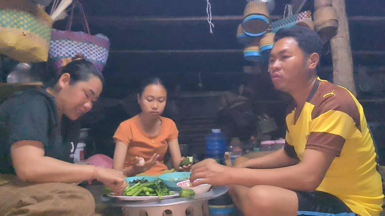 #ลวกผักกาดดอกป่นปลาทู‼️เเบ่งให้เจ้ดำขอบคุณพี่สาวทางใต้หวันที่เมตตา🐟🙏